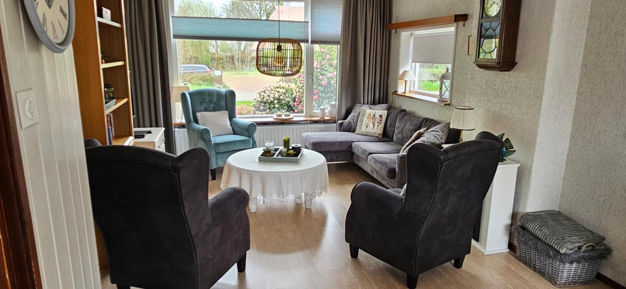 Huis Bij Het Water Met Sloepje Jutrijp Exteriör bild